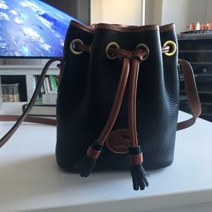 Dooney & Bourke VINTAGE small bucket bag